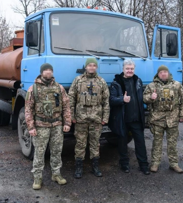 Спецпризначенцям, які воюють під Бахмутом, передали бензовоз, каремати і спальники