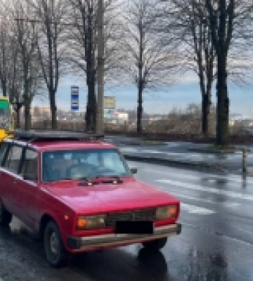 У Рівному водій збив на пішоході жінку з дитиною
