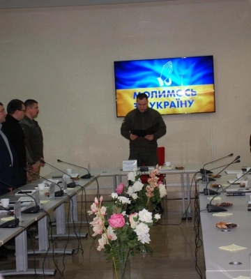 У Сумах чиновники знову їли й мололись