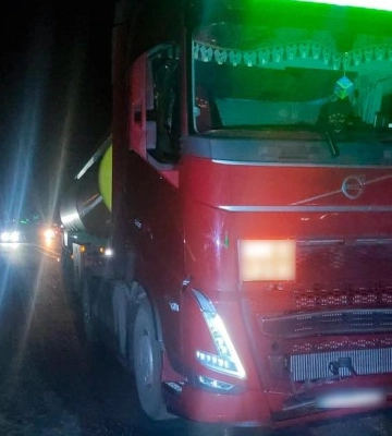 На Полтавщині вантажівка на смерть наїхала на пішохідку