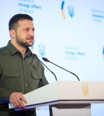 Зеленський не виключив нових закордонних візитів