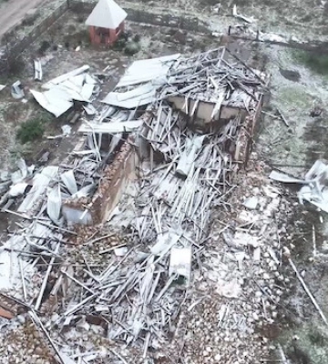 Опубліковане відео знищеного окупантами села Прибузьке на Миколаївщині