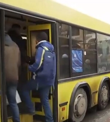 Це неймовірно: у Києві скасують плату за проїзд у комунальному транспорті