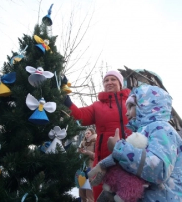 У Києві з’явилася “ялинка Героїв” (ФОТО, ВІДЕО)