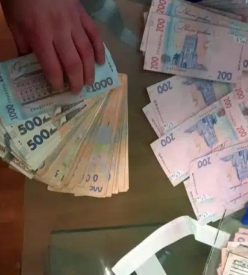 У Києві аферистки під виглядом роздачі гумдопомоги обкрадали пенсіонерів