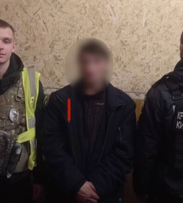 Затримали чоловіка, який скоював сексуальне насильство над падчеркою