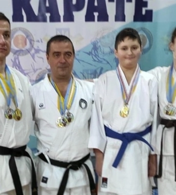 Дніпровські спортсмени привезли 11 медалей з чемпіонату України з карате WKC