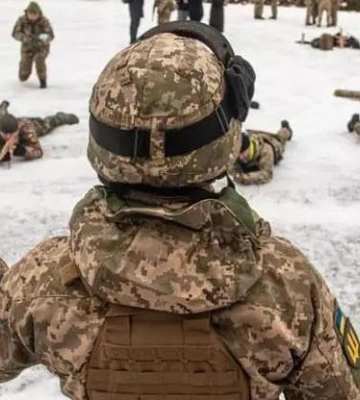 Бюджет Полтавщини на 2023 рік, сесія ПМР та прощання із військовою Наталією Стребковою – головне за 23 грудня