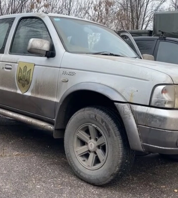 Петро Порошенко під час поїздки на східний фронт передав пікап та електрообладнання Олександру Погребиському у 46-ту бригаду
&amp;hellip;