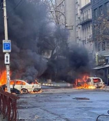 Росіяни обстріляли Херсон: вісім людей загинули, 58 поранених. Що відомо