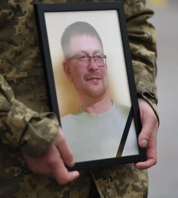 У Рівному попрощалися з Романом Сосіним, який загинув на Харківщині (ФОТО)