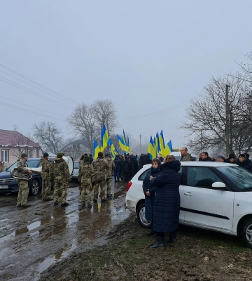 Не встиг створити власної сім&amp;#039;ї: на Волині попрощалися з Героєм Владиславом Романюком