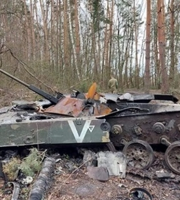 Потери живой силы врага достигли 102 тысяч человек