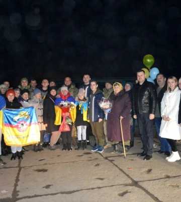 На Одещині зустріли захисників Зміїного, яких повернули з російського полону