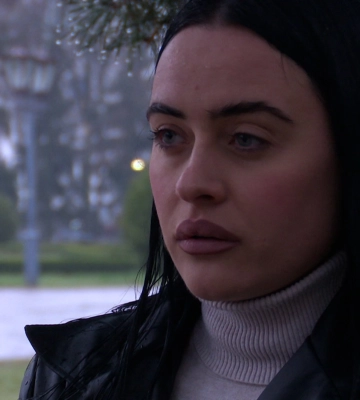 Коли почала оглядати голову, побачила кулю. Дівчина розповіла, як вижила під час розстрілу цивільних під Харковом