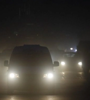 Синоптики застерігають мешканців Львівщини про густий туман та ожеледицю на дорогах