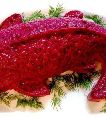 Селедка под шубой желейная: необычное оформление новогоднего лакомства