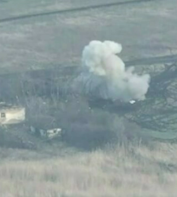 Прикордонники показали знищення ворожої БМП
