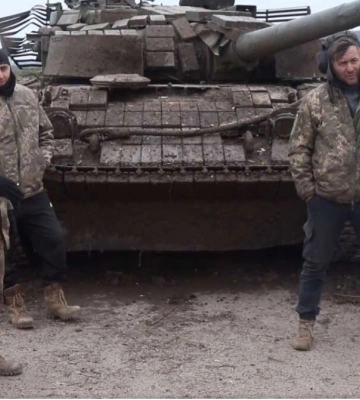 Бійці бригади з Дніпропетровської області показали танковий бій на Бахмутському напрямку. Відео