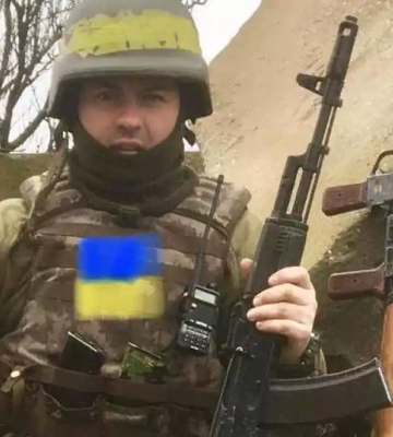 На фронті загинув херсонський журналіст Антон Коломієць