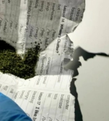 Під час комендантської години на Конякіна виявили чоловіка з наркотиками