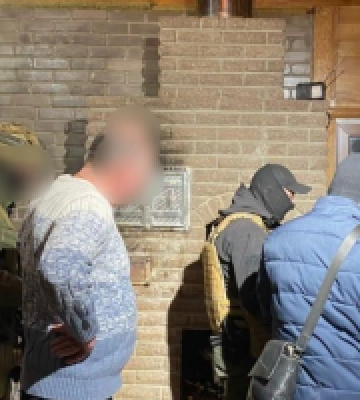 Правоохоронці повідомили мешканцю Київщини про підозру у держзраді