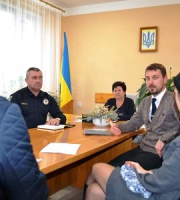 Начальник поліції охорони Закарпаття зустрівся із керівництвом Берегівської РВА та представниками керівництва ОТГ&amp;hellip;