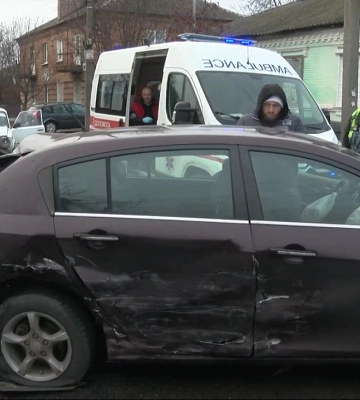 У Полтаві сталася ДТП за участі чотирьох авто