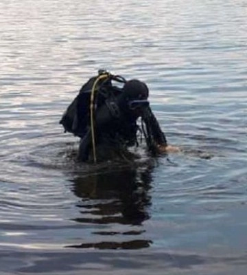 На Закарпатті водолази шукали тіло чоловіка: що відомо