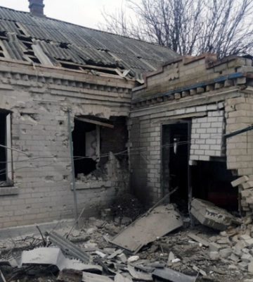 Вибиті вікна і пробиті стіни: поліція показала наслідки обстрілу Запорізької області