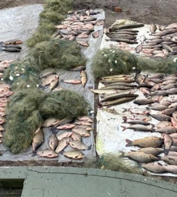 На Полтавщині затримали браконьєрів, які виловили понад 145 кг риби