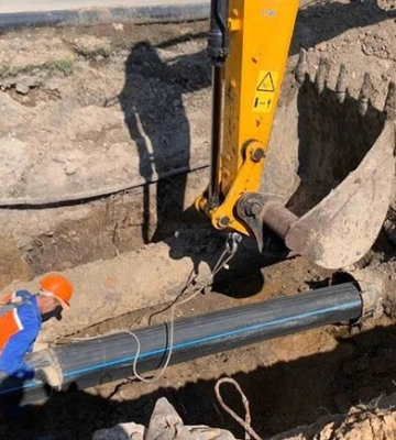 В Запорожье во время ремонта водопровода погиб слесарь
