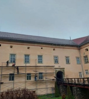 В Ужгородському замку стало безпечніше