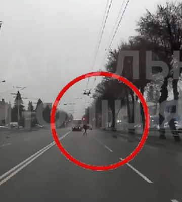 «Безсмертні»: у Луцьку ловлять пішоходів-порушників (відео)