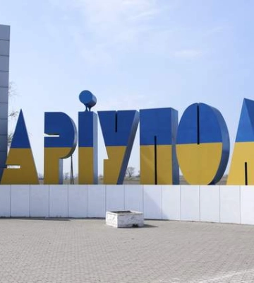 В Мариуполе оккупанты проводят зачистки и разводят детей с родителями