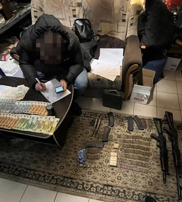 СБУ ліквідувала канал виїзду призовників за кордон через організацію депутата Чернігівської міськради