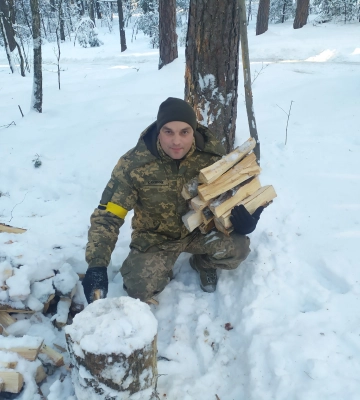 Бійці волинської тероборони показали, як рятуються від холоду
