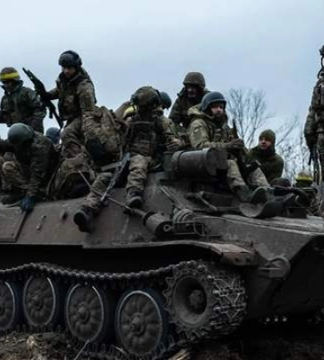 Трагедія в  Макіївці, зброя для України: хронологія 307 дня війни