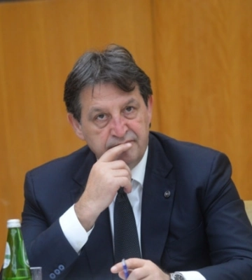 Сербія і Косово привели свої армії у бойову готовність