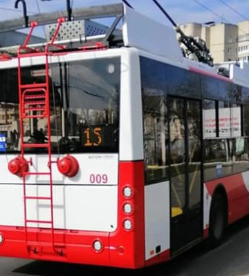 Через відключення світла тролейбуси у Луцьку курсуватимуть за зміненими маршрутами: графік