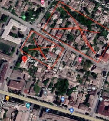 Росіяни нищать історичні будівлі в окупованому Маріуполі