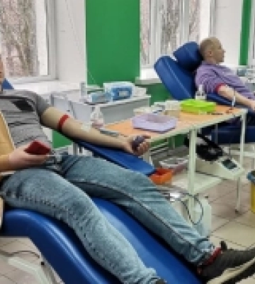 У Луцьку розпочався триденний марафон зі здачі крові. ВІДЕО