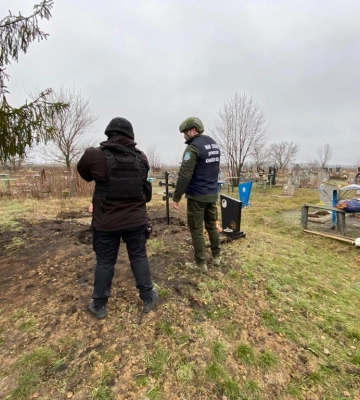 На Харьковщине эксгумировали тело мужчины, погибшего в собственном дворе
