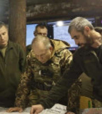 Александр Сырский посетил подразделения, выполняющие боевые задания на фронте: детали