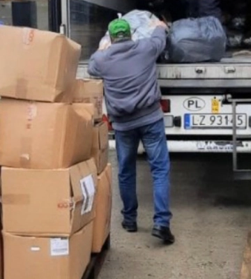 10 генераторів та тонну продуктів отримала Рівненщина від польських друзів