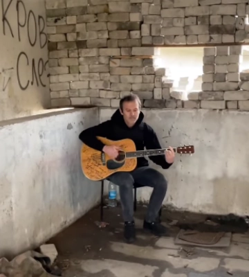 &quot;Океан Ельзи&quot; опублікував відео виступу Вакарчука на Антонівському мосту