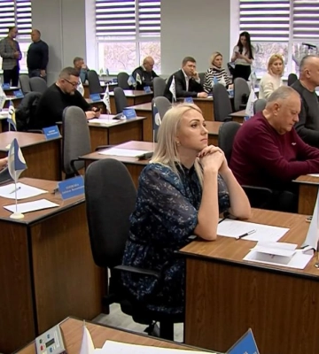 Остання у році сесія Рівненської міської ради: як це було (ВІДЕО)