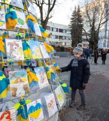 На Прикарпатті скоротили комендантську годину