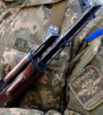 В Украине планируют разрешить выезжать границу военнообязанным мужчинам с бронированием от мобилизации – Свириденко