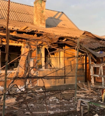 Окупанти вчергове обстріляли Марганець: пошкоджено сім будинків (ФОТО)